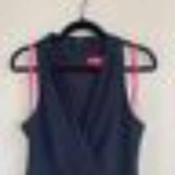 Betsy Johnson V-Neck Front Pleated Navy Dress NWT - Picture 6 of 7